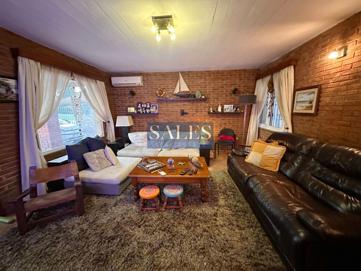 Casa ID.854 - Casa en venta Playa Mansa - 4 dormitorios Parada 19.