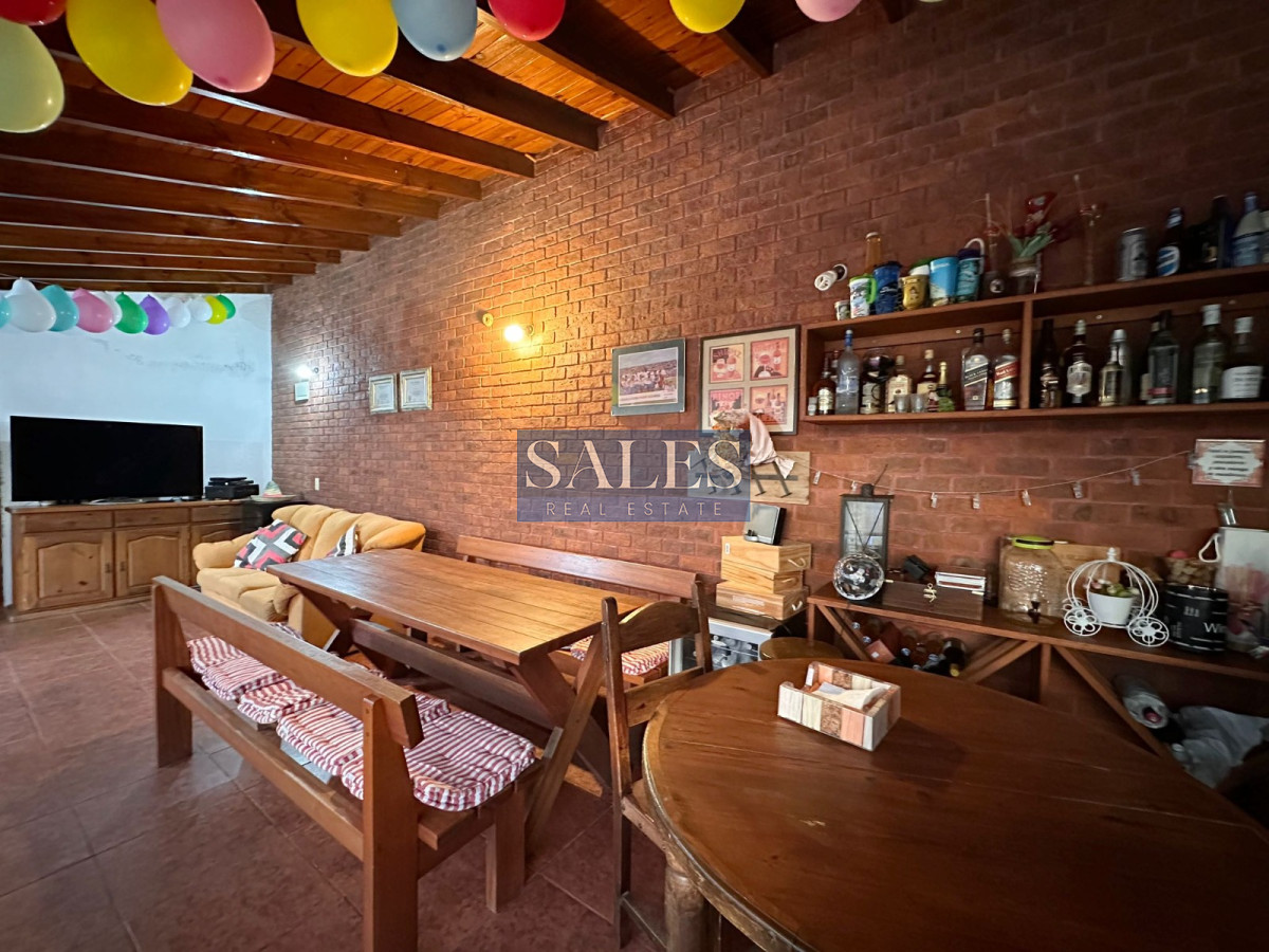 Casa ID.854 - Casa en venta Playa Mansa - 4 dormitorios Parada 19.