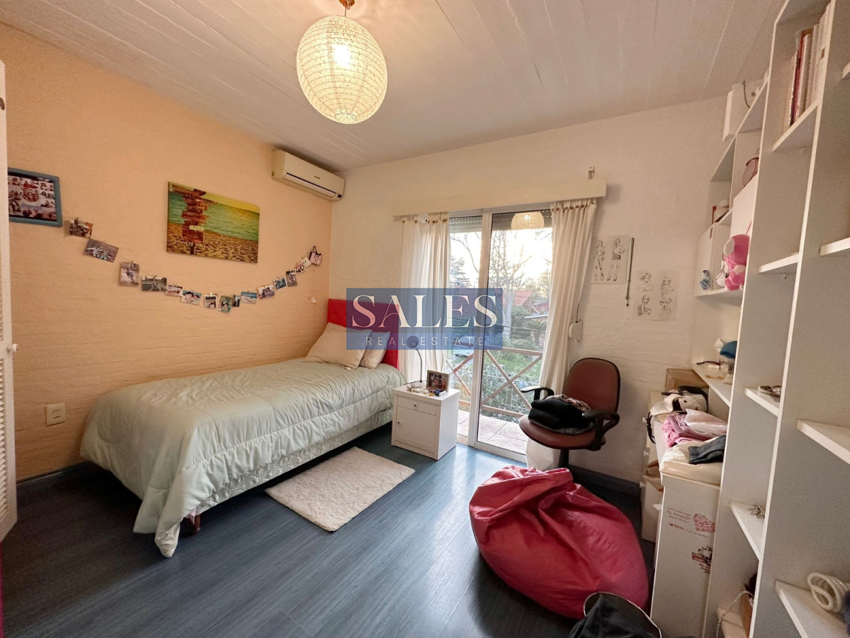 Casa ID.854 - Casa en venta Playa Mansa - 4 dormitorios Parada 19.