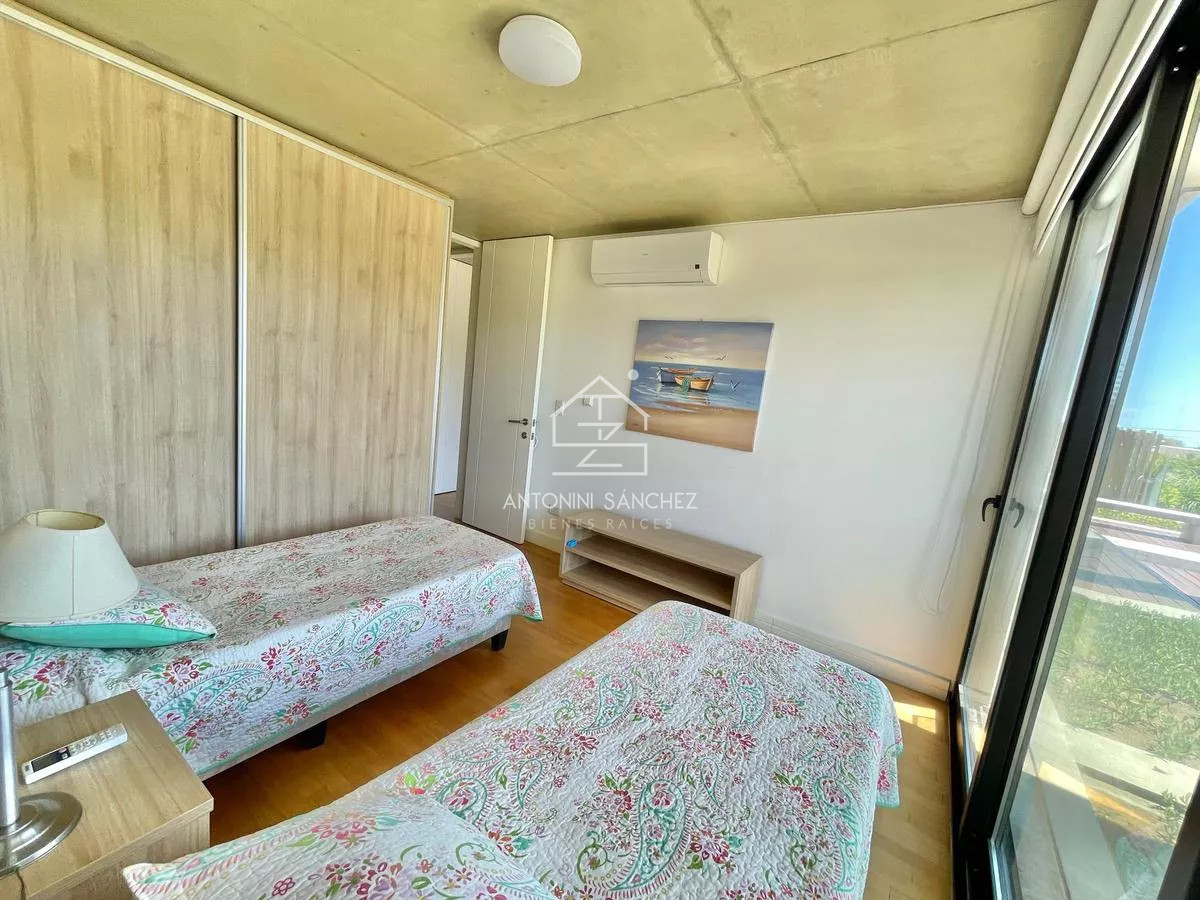 Apartamento ID.945 - Apartamento en venta , 2 dormitorios, playa mansa, punta del este