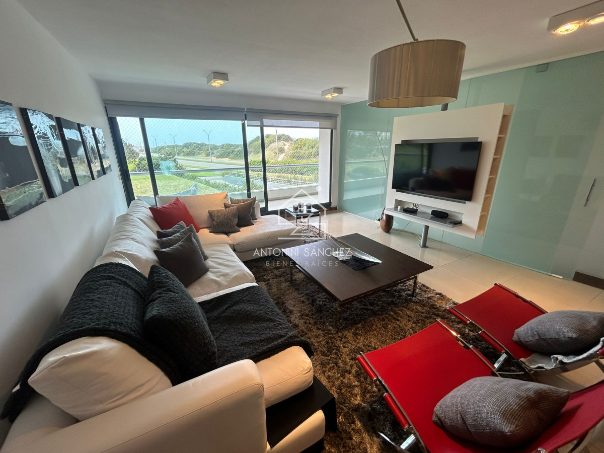 Apartamento ID.1582 - Apartamento en alquiler - Primera línea Brava 3 dormitorios + Dep.