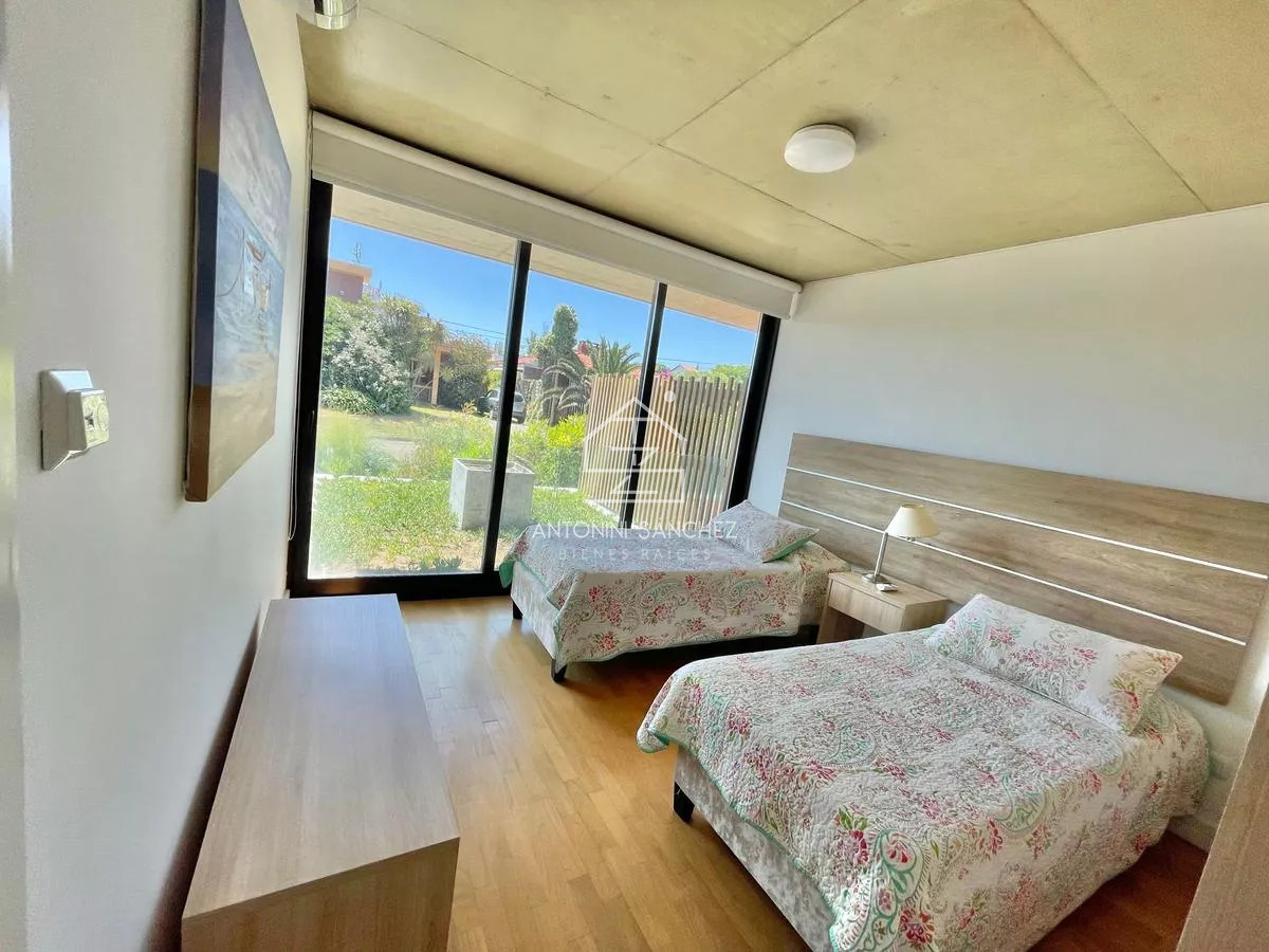 Apartamento ID.945 - Apartamento en venta , 2 dormitorios, playa mansa, punta del este