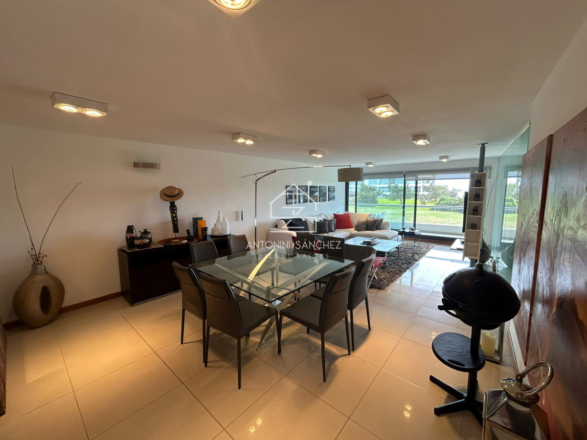 Apartamento ID.1582 - Apartamento en alquiler - Primera línea Brava 3 dormitorios + Dep.