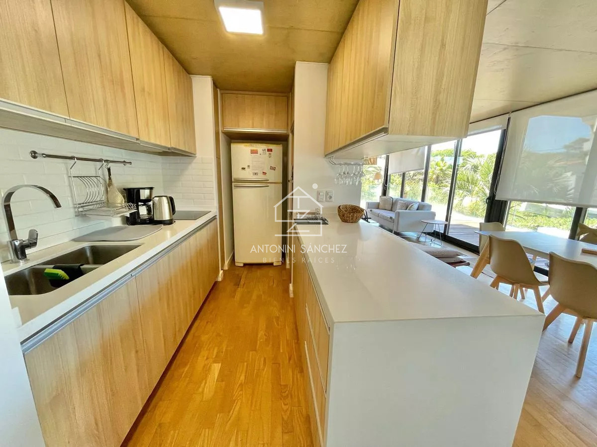 Apartamento ID.945 - Apartamento en venta , 2 dormitorios, playa mansa, punta del este