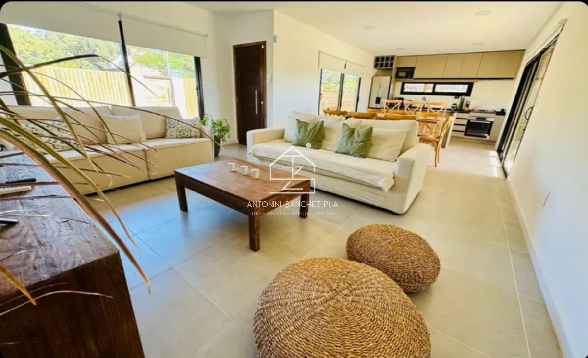 Casa ID.4140 - Casa Anual 3 dormitorios con piscina 