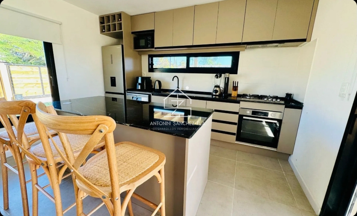 Casa ID.4140 - Casa Anual 3 dormitorios con piscina 