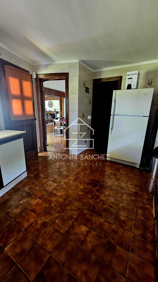 Casa ID.2499 - Casa en venta - 4 dormitorios Playa Mansa