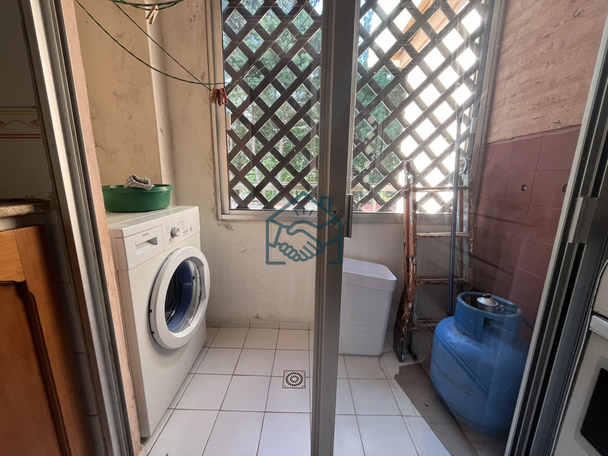 Apartamento ID.1126/Apartamento-en-venta-o-alquiler-temporario---3-dormitorios-Playa-Mansa. - Apartamento en venta o alquiler temporario - 3 dormitorios Playa Mansa.