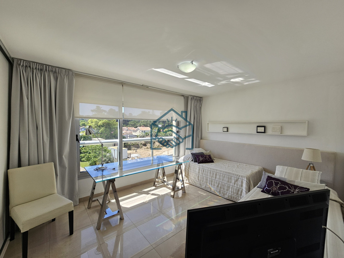 Apartamento ID.1182/Exclusividad-en-brava---3-dormitorios-en-suite-con-barbacoa-y-jacuzzi. - Exclusividad en brava - 3 dormitorios en suite con barbacoa y jacuzzi.