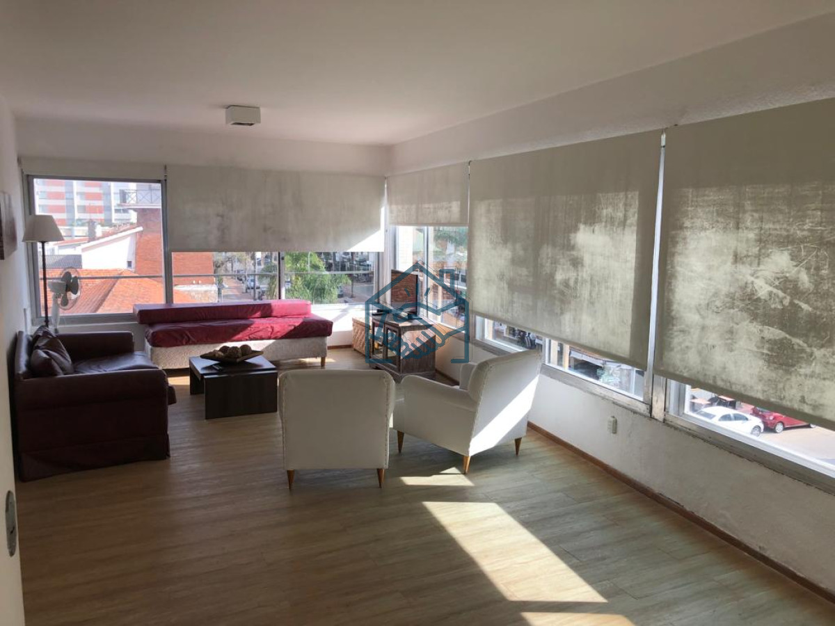 Apartamento ID.1078/Apartamento-en-venta-,-Península,-Punta-Del-Este-- - Apartamento en venta , Península, Punta Del Este  