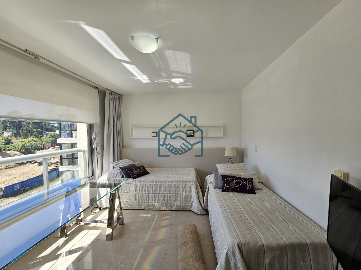 Apartamento ID.1182/Exclusividad-en-brava---3-dormitorios-en-suite-con-barbacoa-y-jacuzzi. - Exclusividad en brava - 3 dormitorios en suite con barbacoa y jacuzzi.