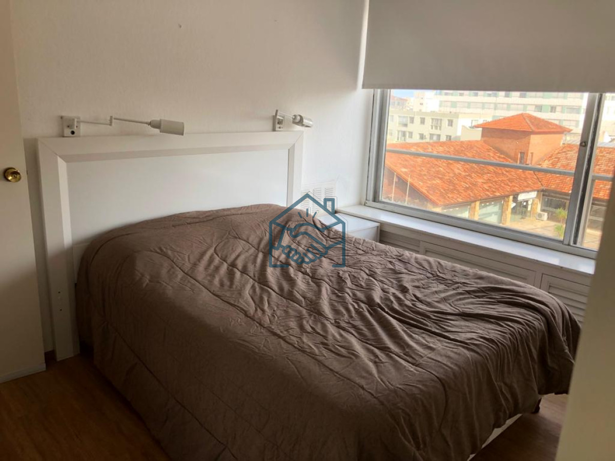 Apartamento ID.1078/Apartamento-en-venta-,-Península,-Punta-Del-Este-- - Apartamento en venta , Península, Punta Del Este  