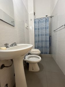 Apartamento ID.1126/Apartamento-en-venta-o-alquiler-temporario---3-dormitorios-Playa-Mansa. - Apartamento en venta o alquiler temporario - 3 dormitorios Playa Mansa.