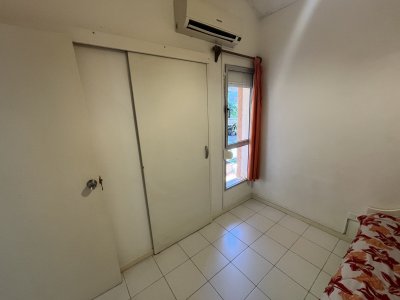 Apartamento ID.1126/Apartamento-en-venta-o-alquiler-temporario---3-dormitorios-Playa-Mansa. - Apartamento en venta o alquiler temporario - 3 dormitorios Playa Mansa.