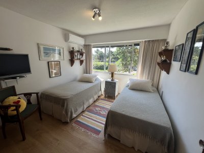 Apartamento ID.1336/Hermoso-y-amplio-departamento-en-Roosevelt---Venta - Hermoso y amplio departamento en Roosevelt - Venta