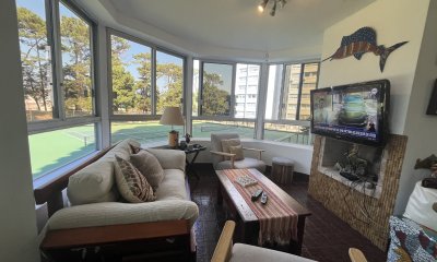 Hermoso y amplio departamento en Roosevelt - Venta