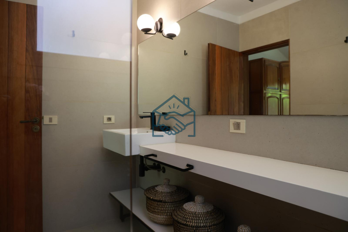 Casa ID.1420/Casa-en-venta-4-dormitorios---Pinares-Piscina-Climatizada. - Casa en venta 4 dormitorios - Pinares Piscina Climatizada.