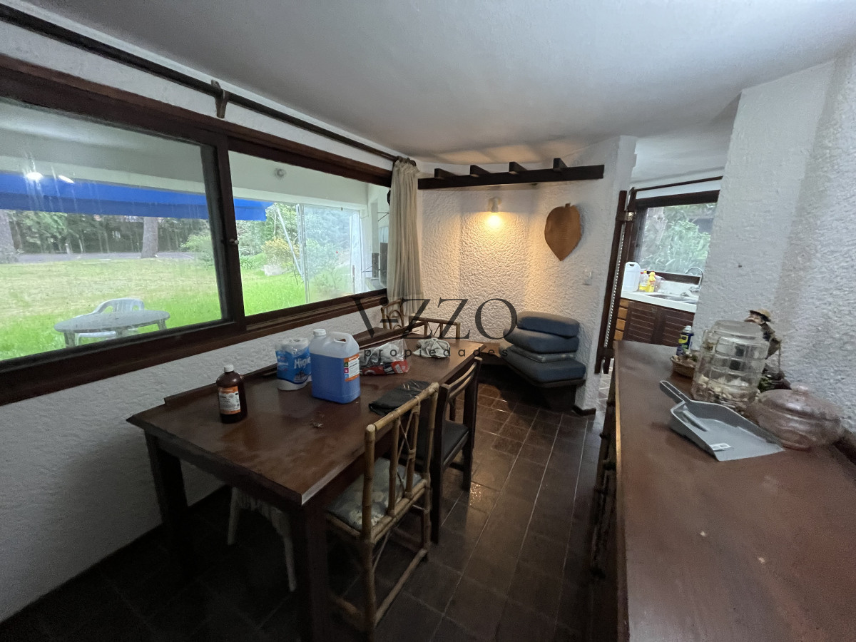 Casa ID.1185/Casa-En-Venta-o-alquiler-anual,-Zona-Cantegril. - Casa En Venta o alquiler anual, Zona Cantegril.