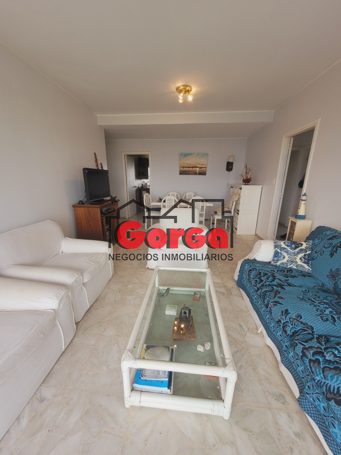 Apartamento ID.449 - Apartamento En Venta 3 dormitorios a 400 metros del mar!! 