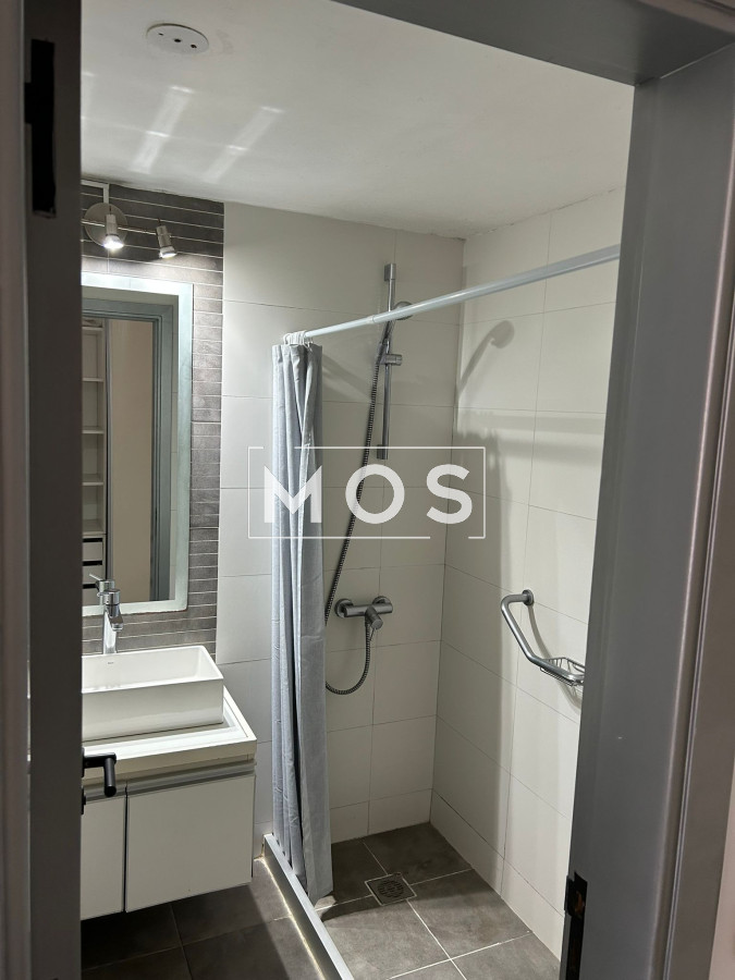 Apartamento ID.2592 - Apartamento en venta y alquiler de 2 dormitorios, Punta Del Este.