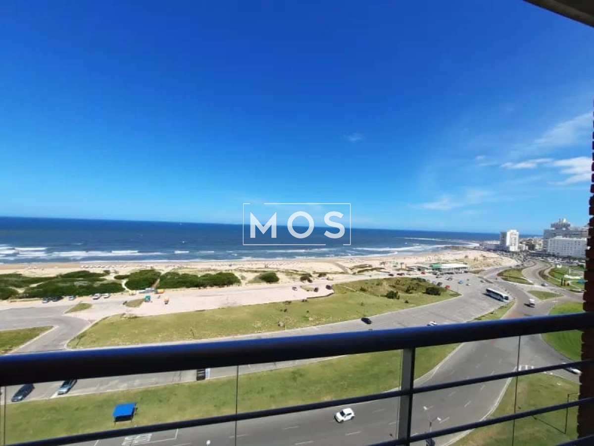 Apartamento ID.2531 - Apartamento en Venta y alquiler Frente Al Mar, Playa Brava.