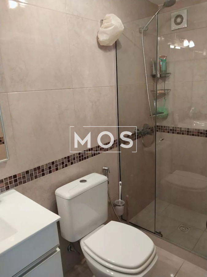 Apartamento ID.2530 - Apartamento Reciclado En Venta, Playa Mansa Punta Del Este.