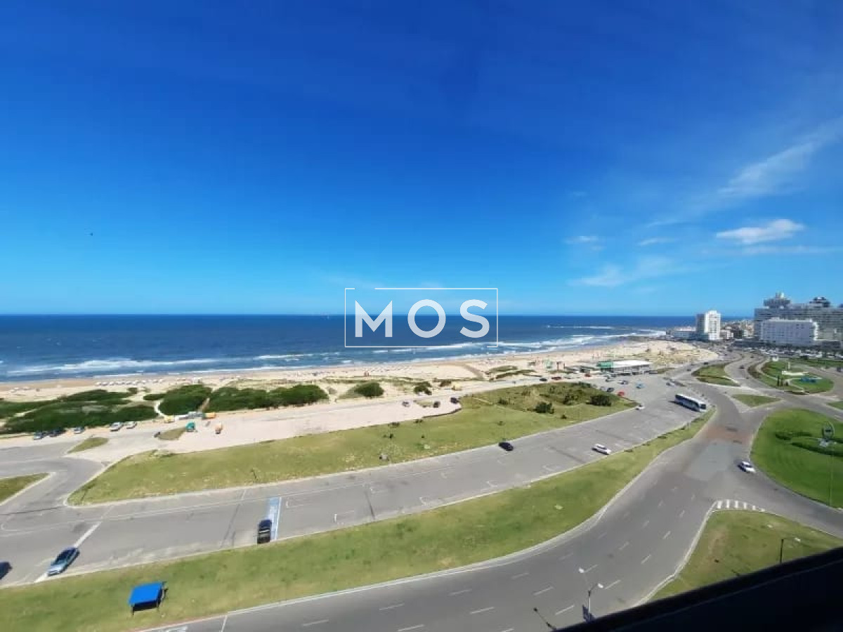 Apartamento ID.2531 - Apartamento en Venta y alquiler Frente Al Mar, Playa Brava.