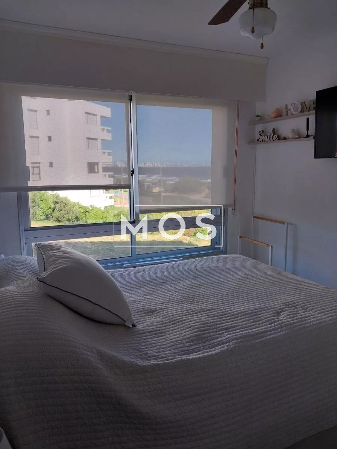 Apartamento ID.2530 - Apartamento Reciclado En Venta, Playa Mansa Punta Del Este.