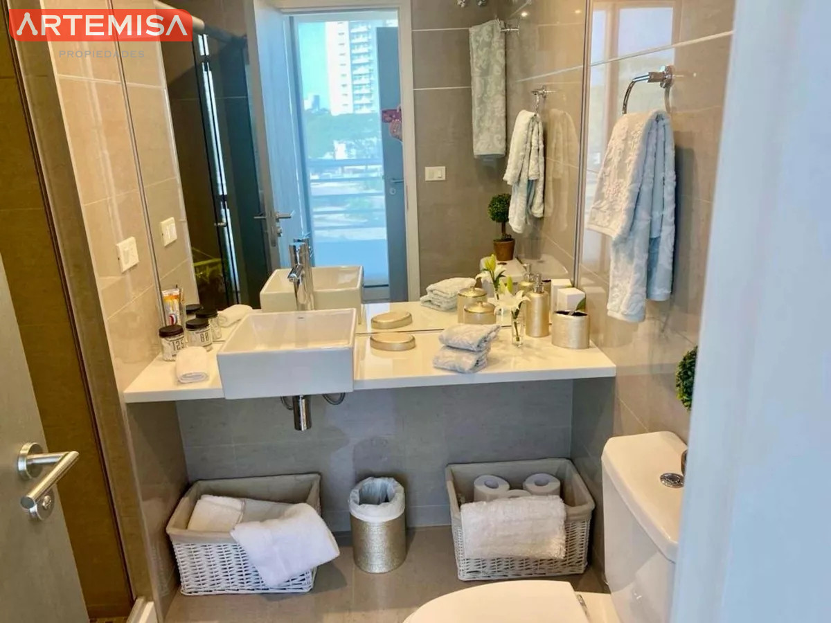 Apartamento ID.695 - Apartamento en venta de 2 dormitorios, Torre de categoría.