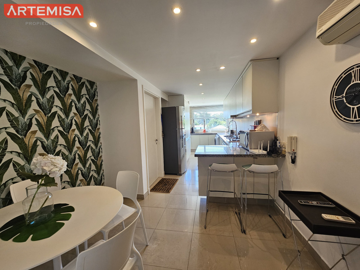 Apartamento ID.472 - Exclusividad en brava - 3 dormitorios en suite con barbacoa y jacuzzi.