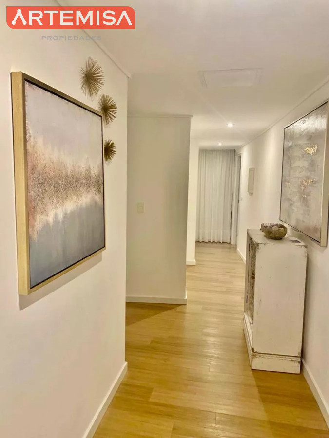 Apartamento ID.695 - Apartamento en venta de 2 dormitorios, Torre de categoría.