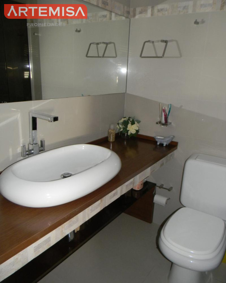 Apartamento ID.384 - Apartamento en venta, puerto Punta del Este.