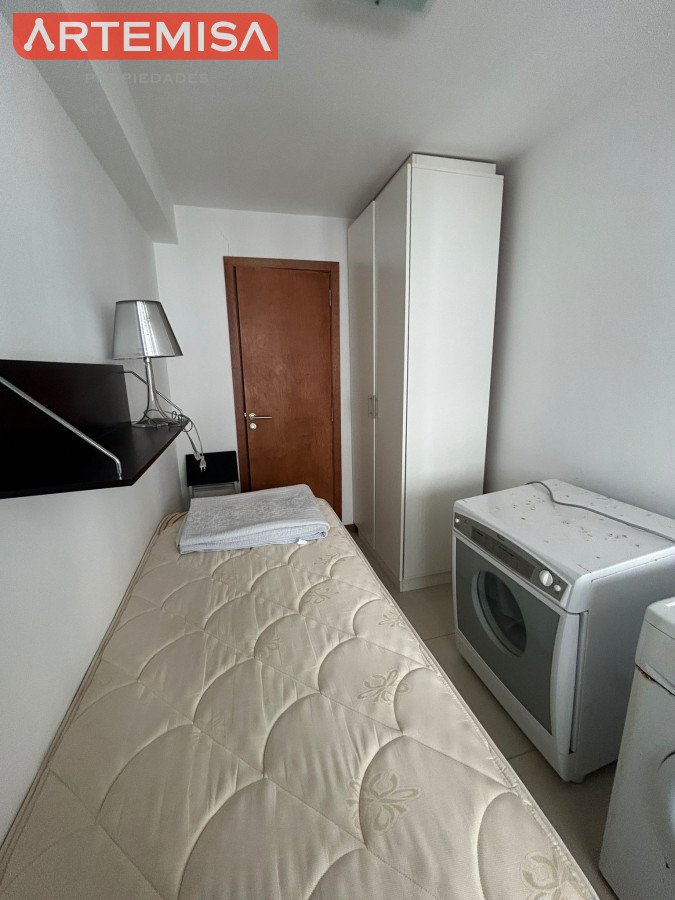 Apartamento ID.497 - Apartamento en alquiler - Primera línea Brava 3 dormitorios + Dep.