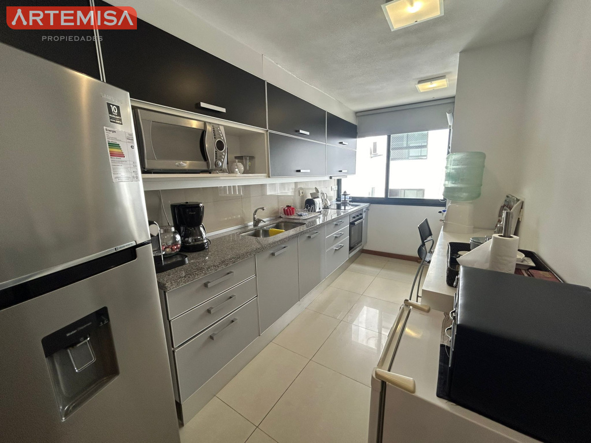 Apartamento ID.497 - Apartamento en alquiler - Primera línea Brava 3 dormitorios + Dep.