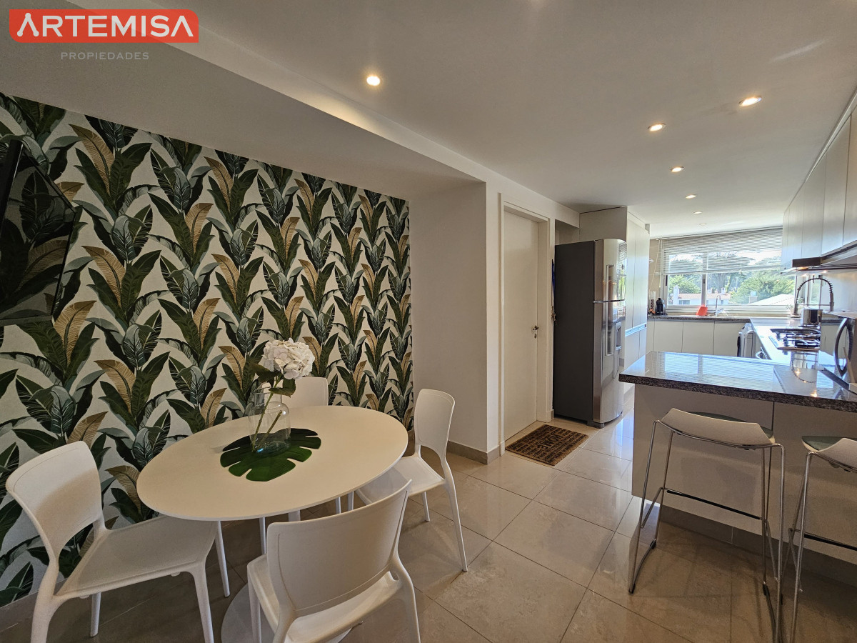 Apartamento ID.472 - Exclusividad en brava - 3 dormitorios en suite con barbacoa y jacuzzi.