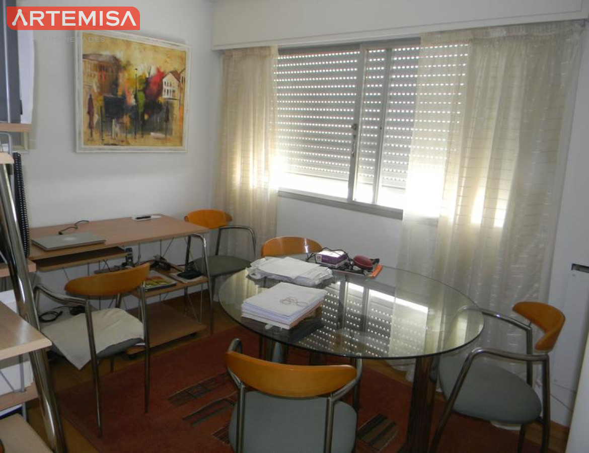 Apartamento ID.384 - Apartamento en venta, puerto Punta del Este.