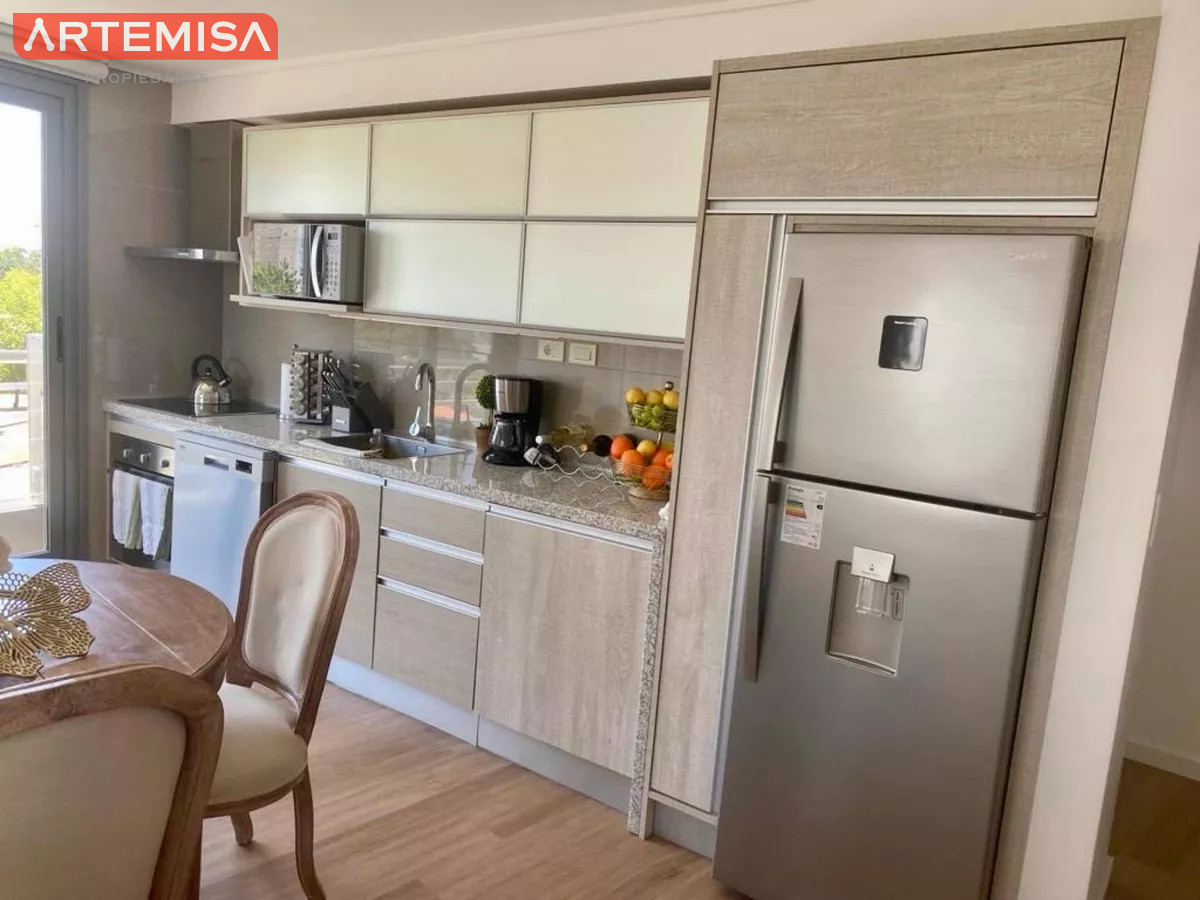 Apartamento ID.695 - Apartamento en venta de 2 dormitorios, Torre de categoría.