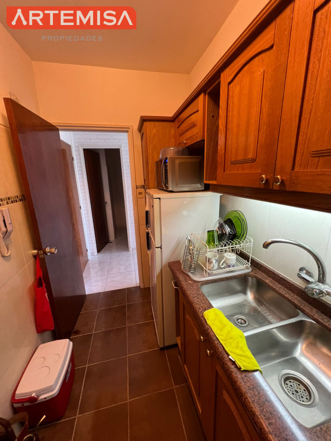 Apartamento ID.505 - 2 dormitorios frente al mar - Playa Mansa.