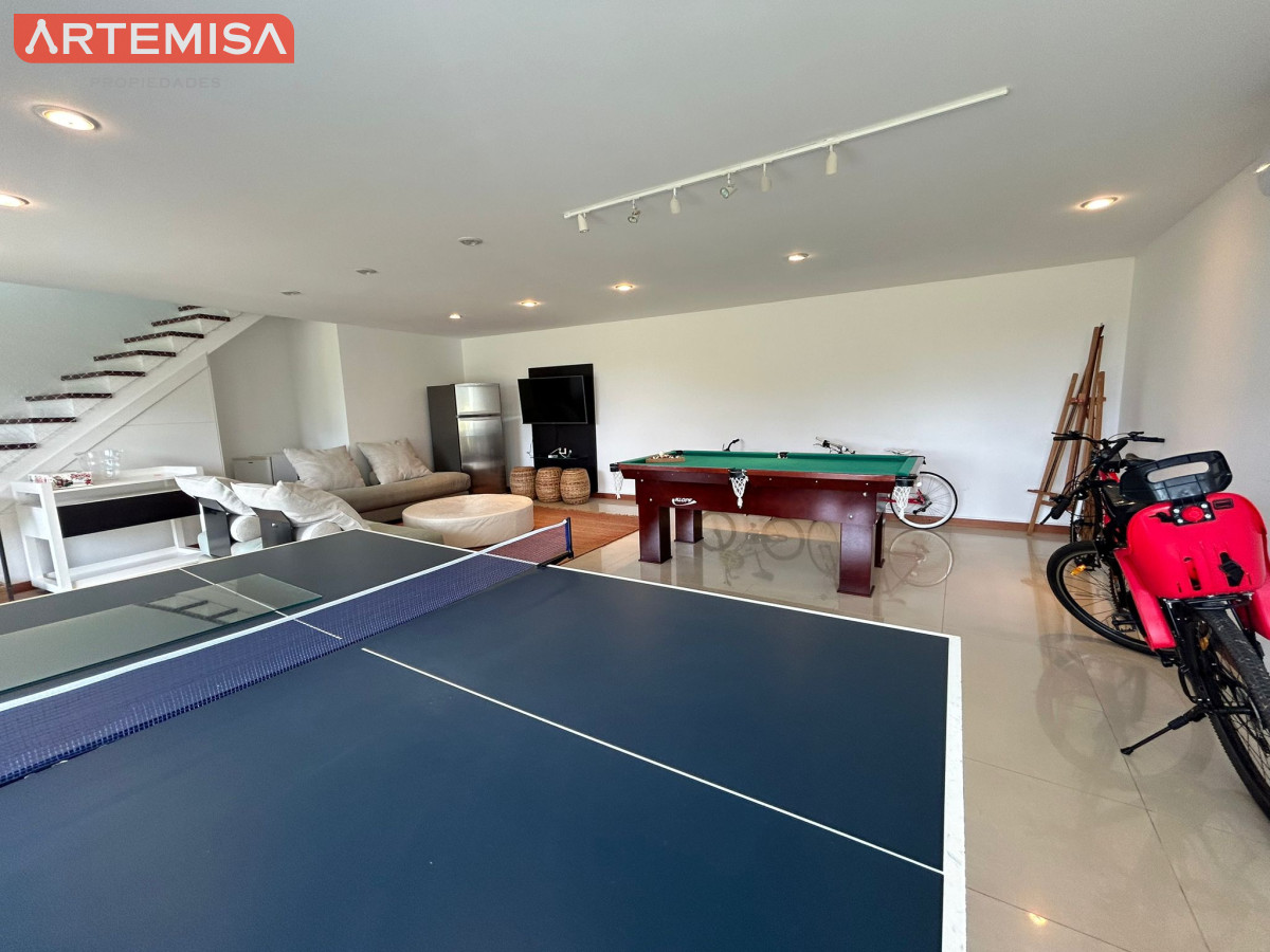 Apartamento ID.497 - Apartamento en alquiler - Primera línea Brava 3 dormitorios + Dep.