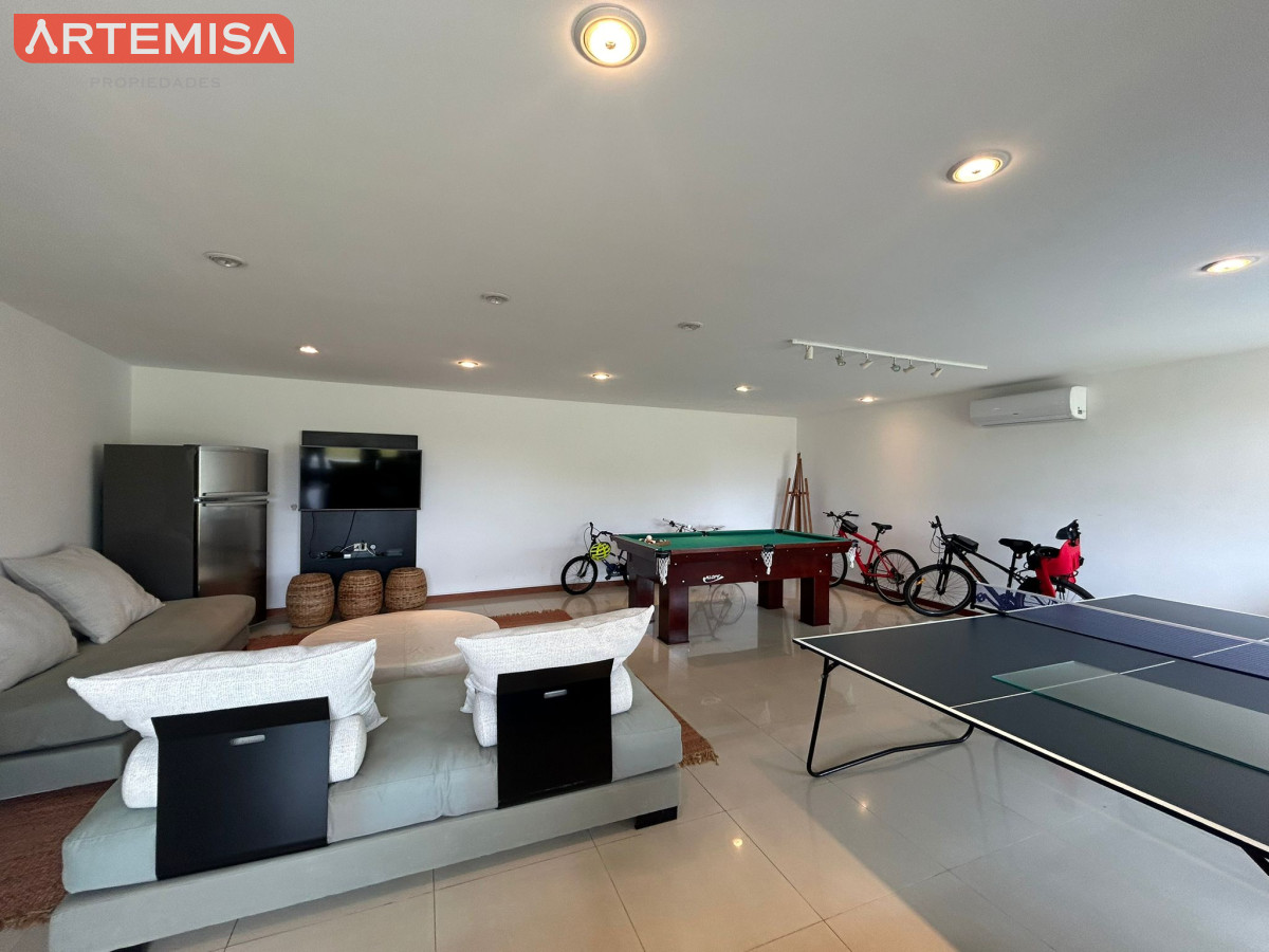Apartamento ID.497 - Apartamento en alquiler - Primera línea Brava 3 dormitorios + Dep.