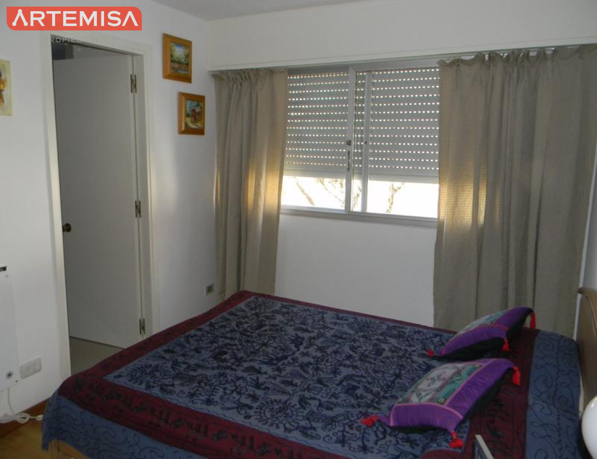 Apartamento ID.384 - Apartamento en venta, puerto Punta del Este.