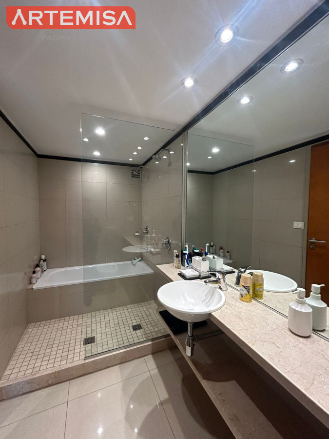 Apartamento ID.497 - Apartamento en alquiler - Primera línea Brava 3 dormitorios + Dep.