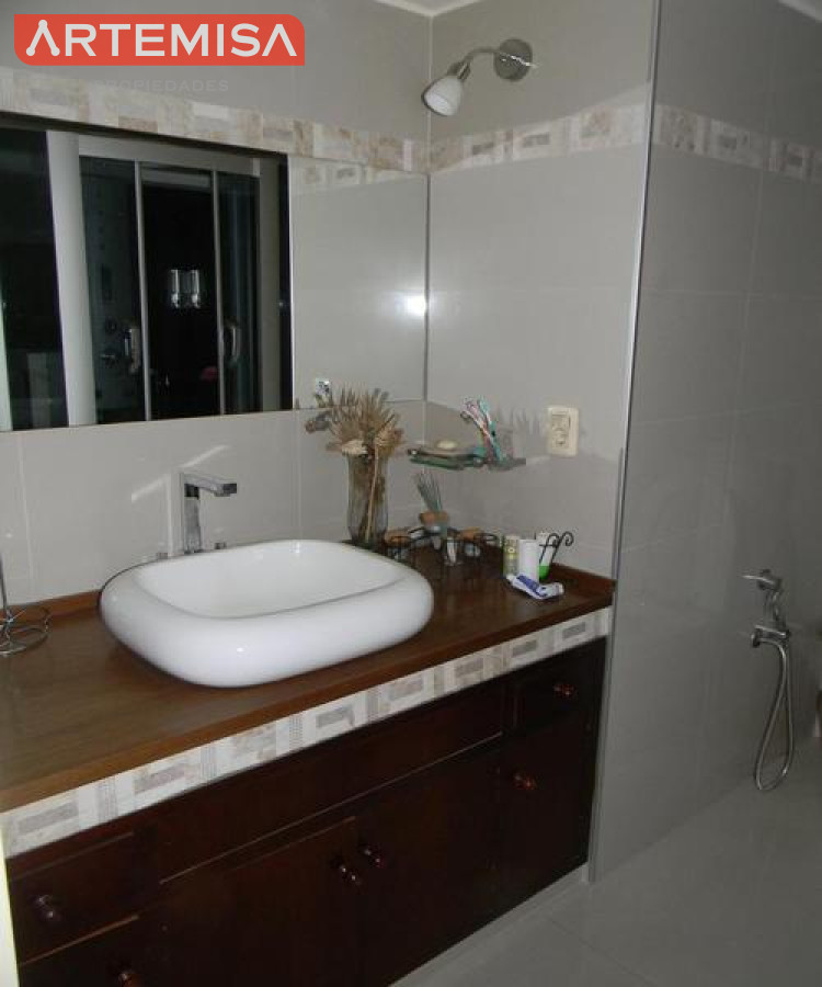 Apartamento ID.384 - Apartamento en venta, puerto Punta del Este.