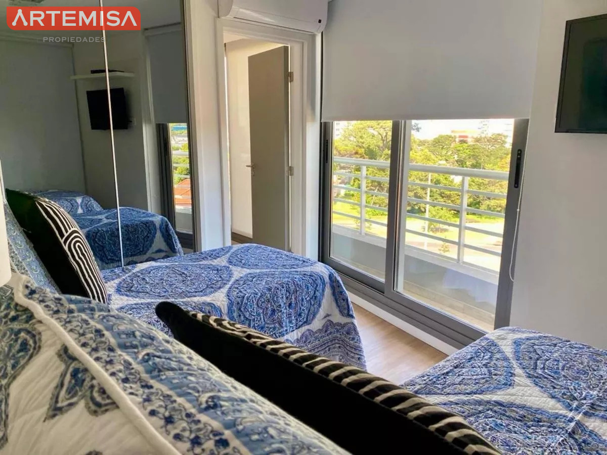 Apartamento ID.695 - Apartamento en venta de 2 dormitorios, Torre de categoría.