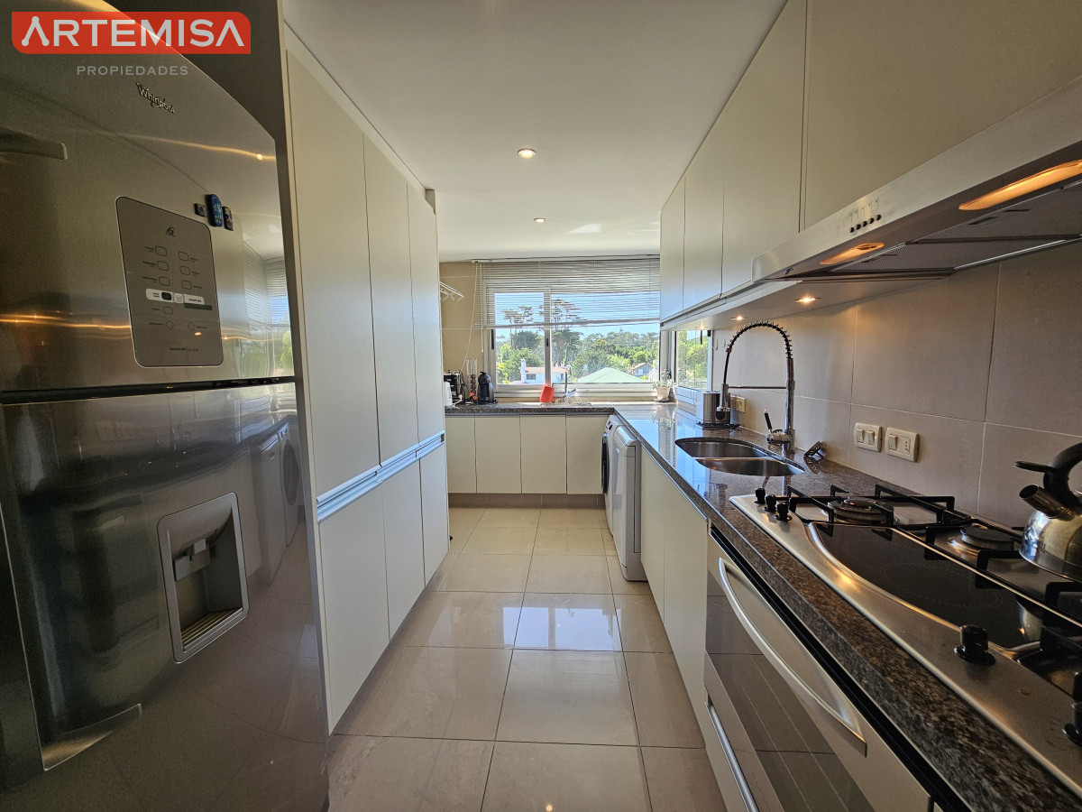Apartamento ID.472 - Exclusividad en brava - 3 dormitorios en suite con barbacoa y jacuzzi.
