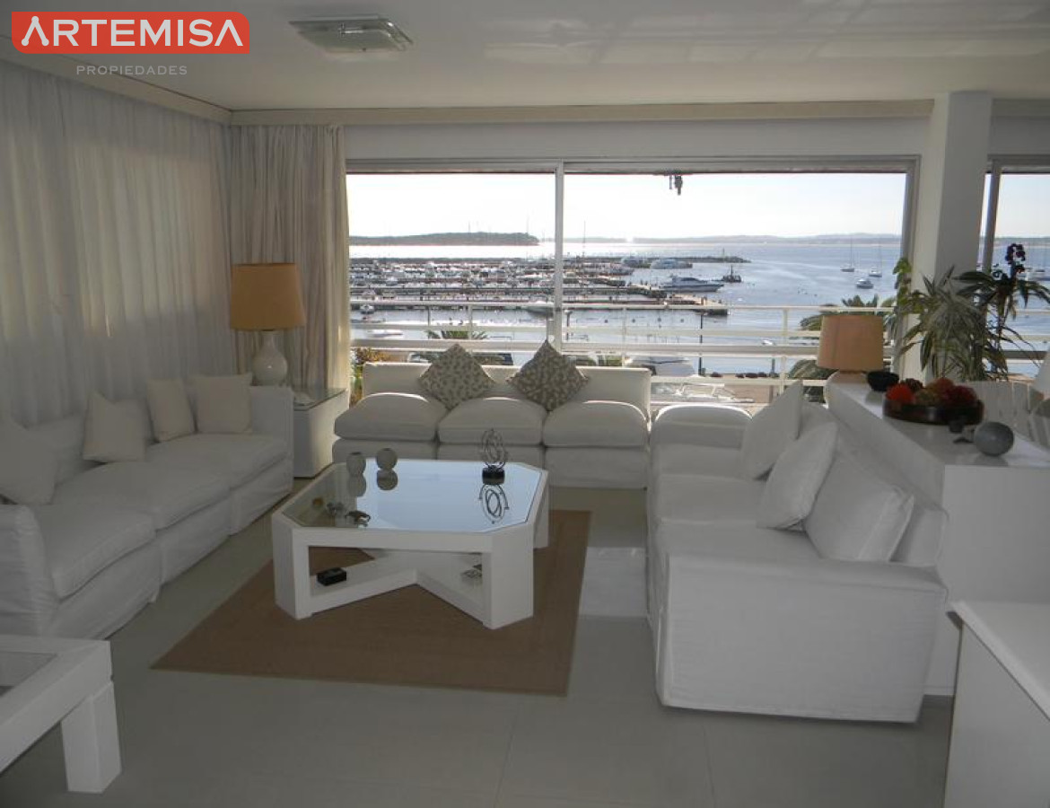 Apartamento ID.384 - Apartamento en venta, puerto Punta del Este.
