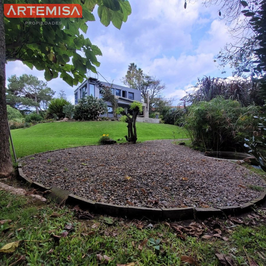 Casa ID.461 - Espetacular casa en venta en rincón del indio 