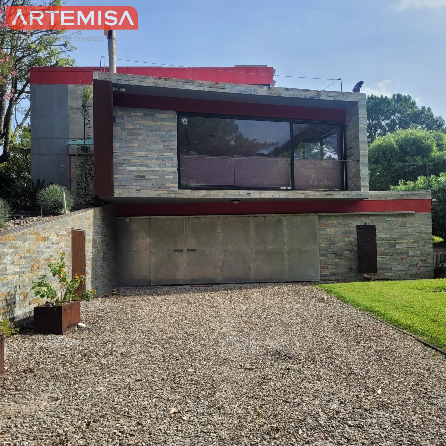 Casa ID.461 - Espetacular casa en venta en rincón del indio 