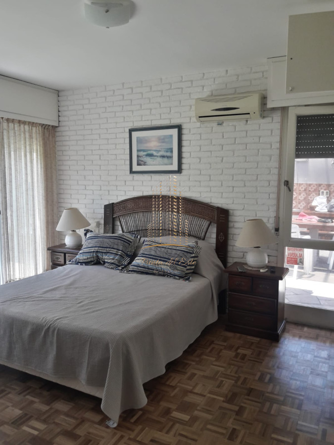 Casa ID.485 - Casa en venta a metros de la playa mansa en Punta del Este