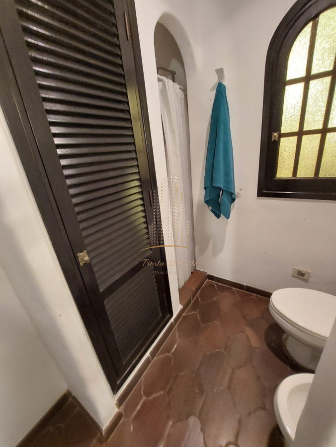 Casa ID.473 - Casa en Venta, Parada de Playa Mansa, Punta del Este